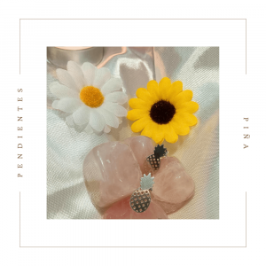 Pendientes de plata de piña sobre piedras rosas y girasoles